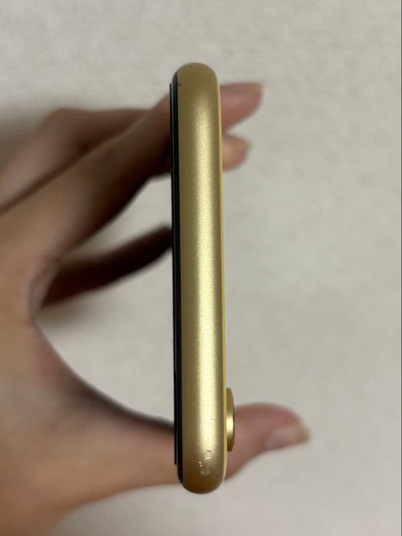 iPhone XR イエロー 64GB