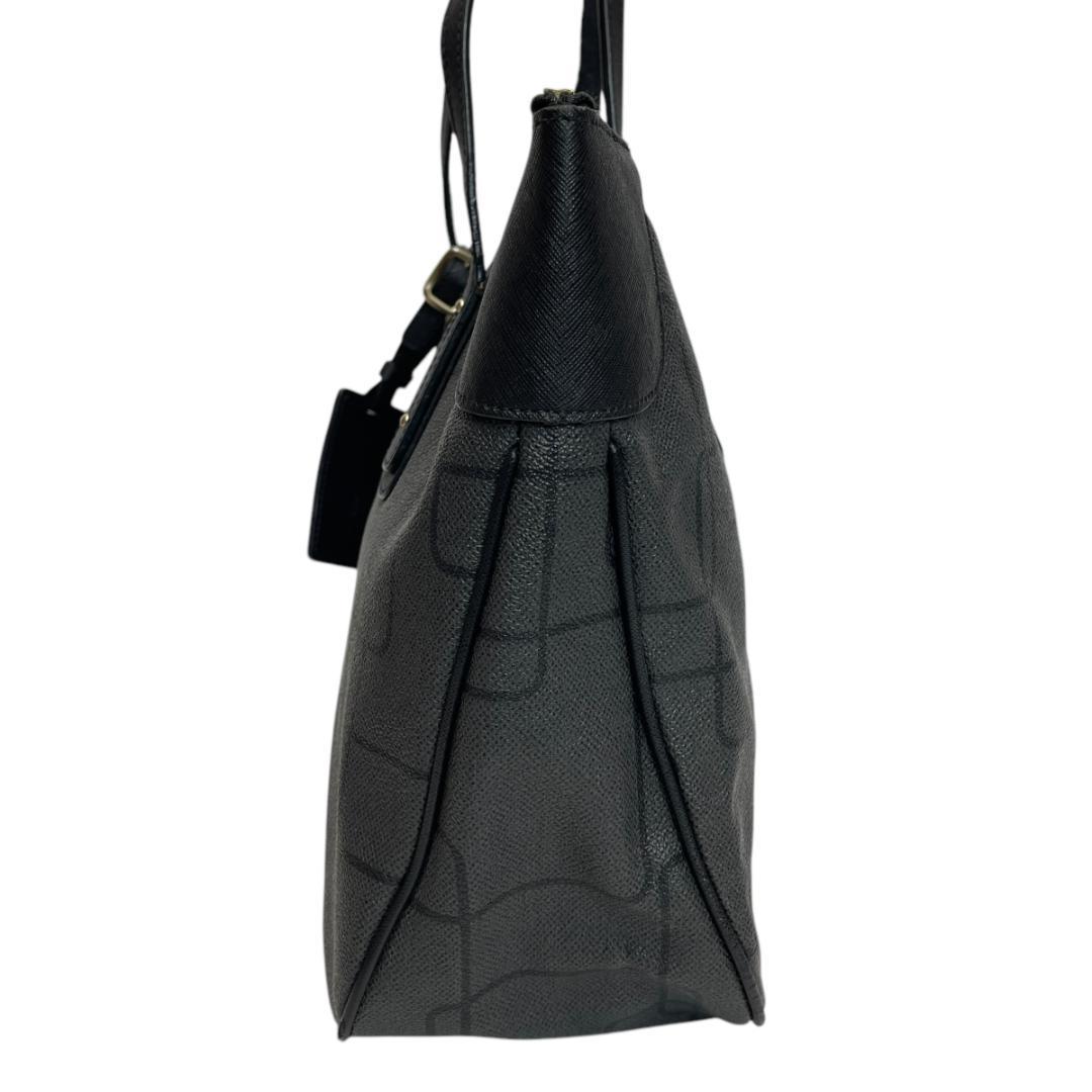 美品 agnes b 2704 トートバッグ A4可能 総柄 PVC ネームタグ