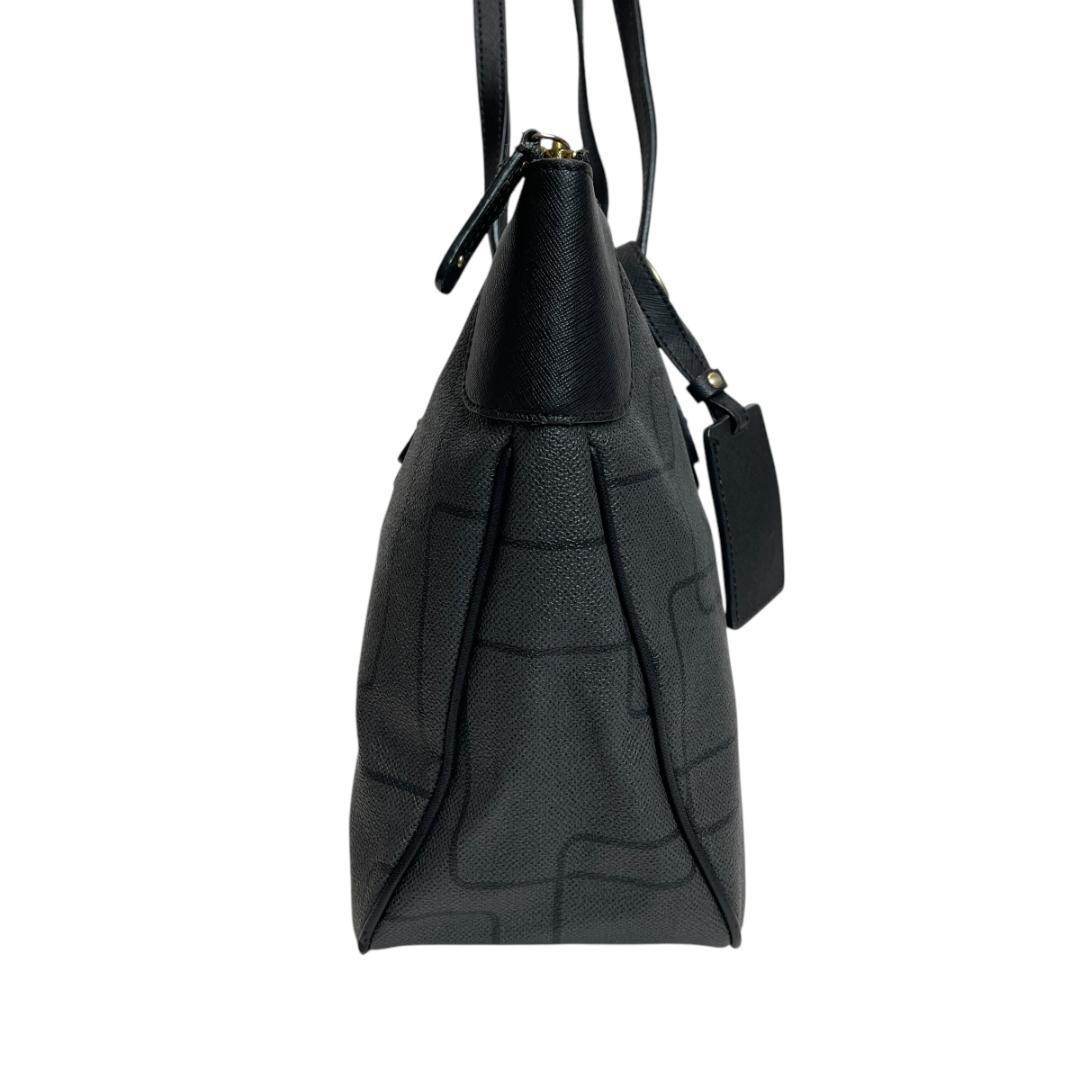 美品 agnes b 2704 トートバッグ A4可能 総柄 PVC ネームタグ