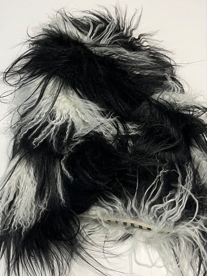 極美品☆グッチ ファー　マフラー ストール　ストール　黒白　毛皮　ラム