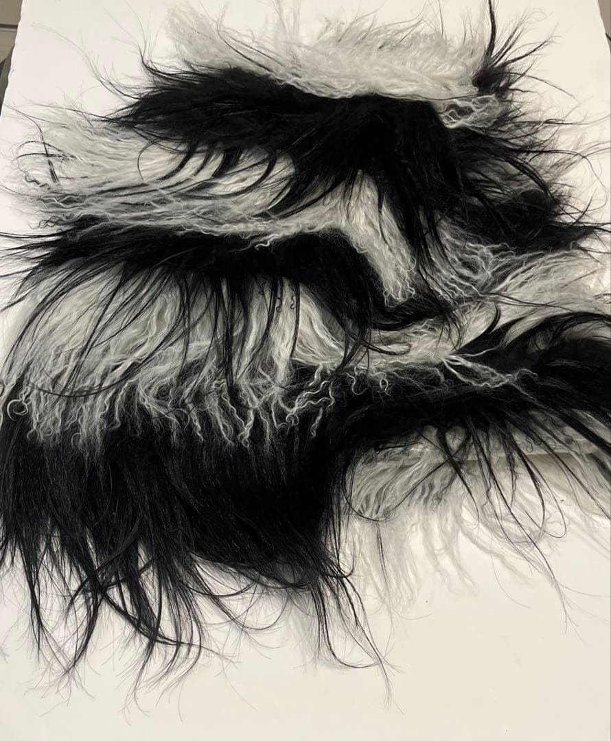 極美品☆グッチ ファー　マフラー ストール　ストール　黒白　毛皮　ラム