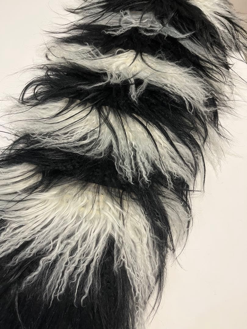 極美品☆グッチ ファー　マフラー ストール　ストール　黒白　毛皮　ラム