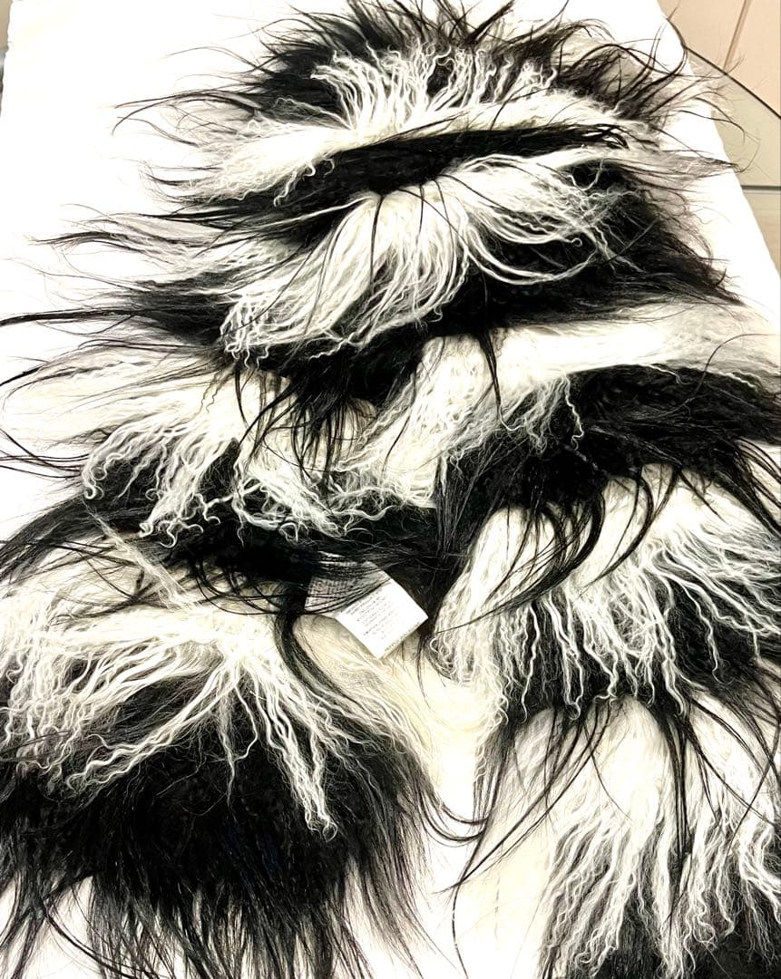 極美品☆グッチ ファー　マフラー ストール　ストール　黒白　毛皮　ラム