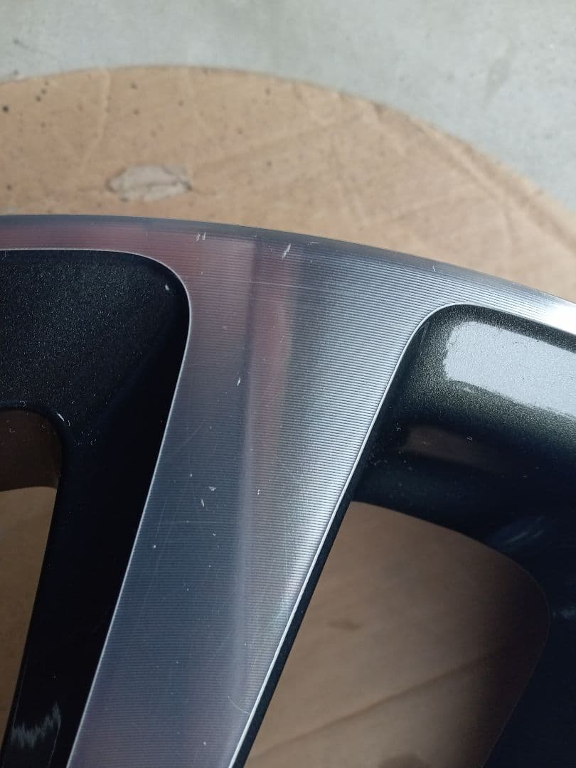 シエンタ純正ホイール