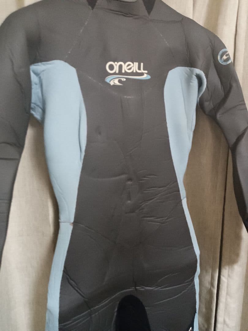 【オニール 】ほぼ新品！送料込み！女性用 セミドライ冬用 ５×3mm