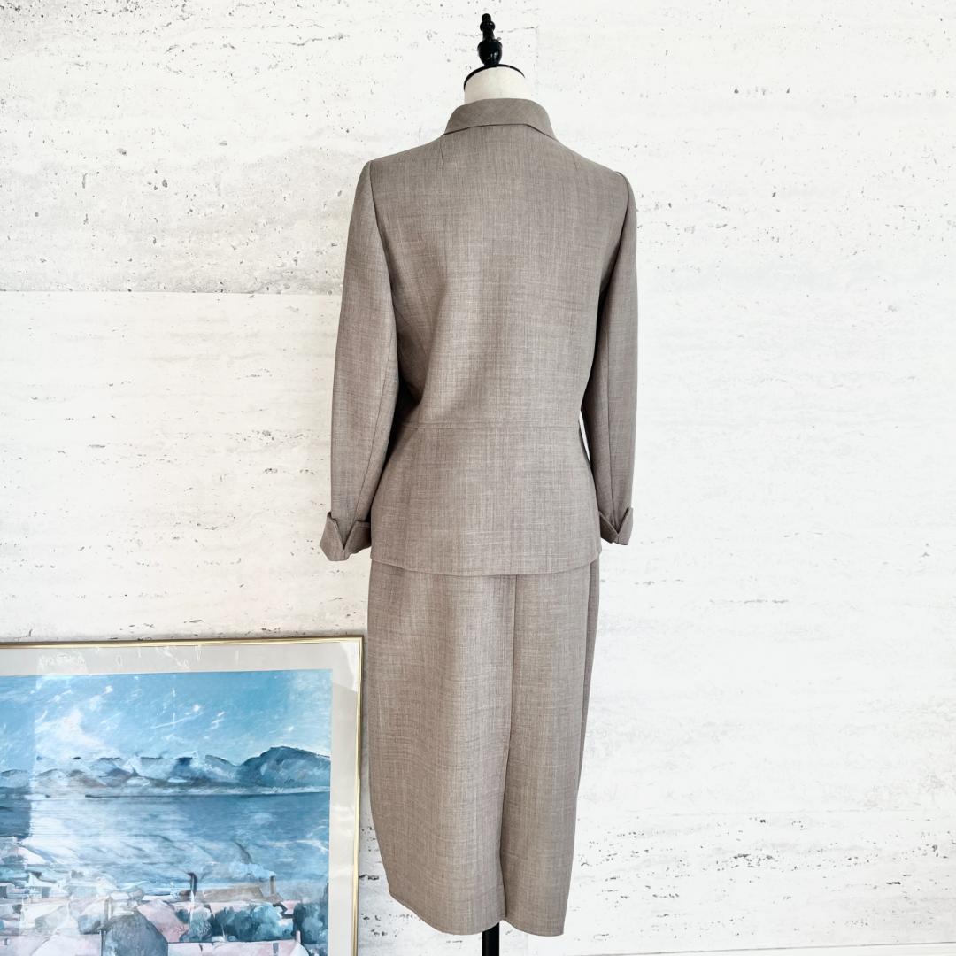 新品未使用★AKRIS★ヴァージンウール★セットアップスーツ