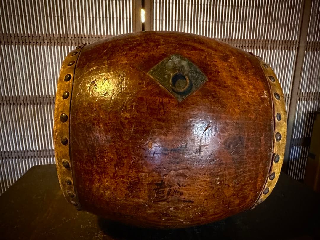 古い和太鼓