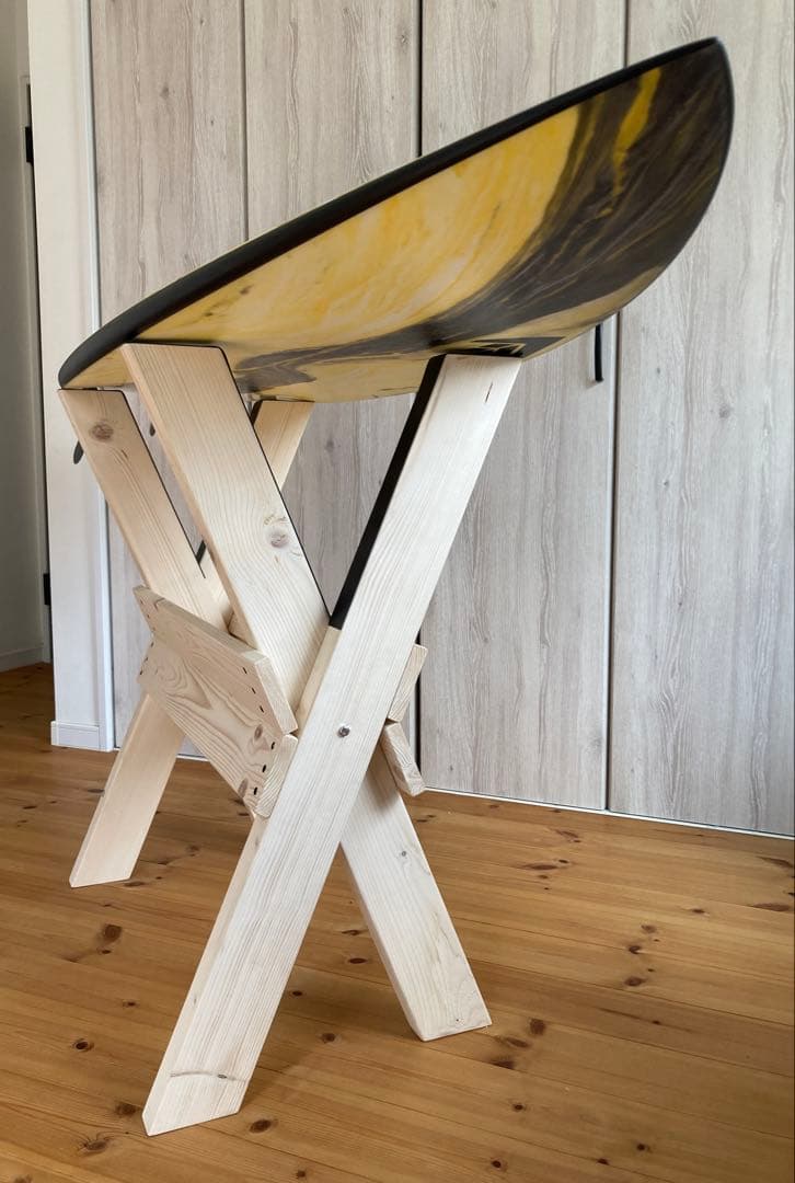 2日間限定値下げ！開閉式！木製サーフボード用メンテナンススタンド　スタンドラック