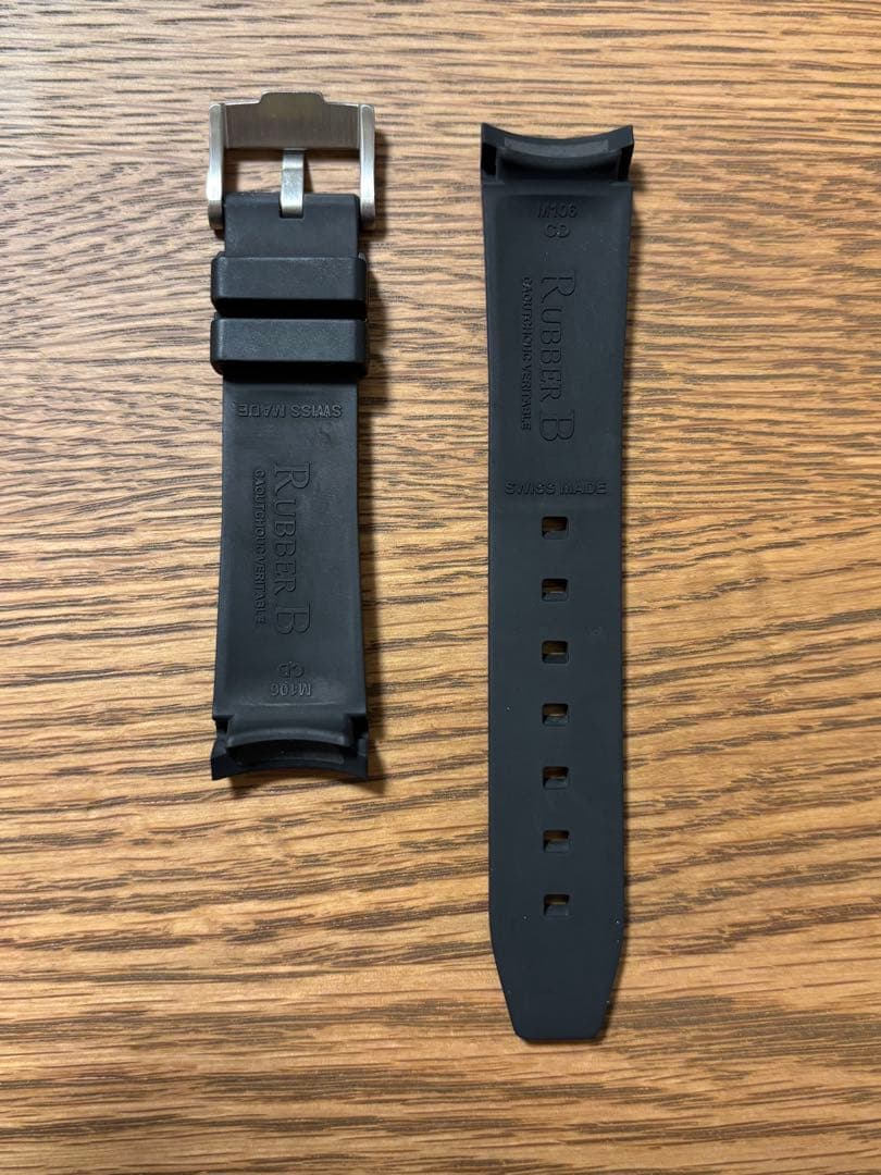 【スイス製】定価3.6万ROLEX デイトナ用 　RUBBER B 【尾錠付】