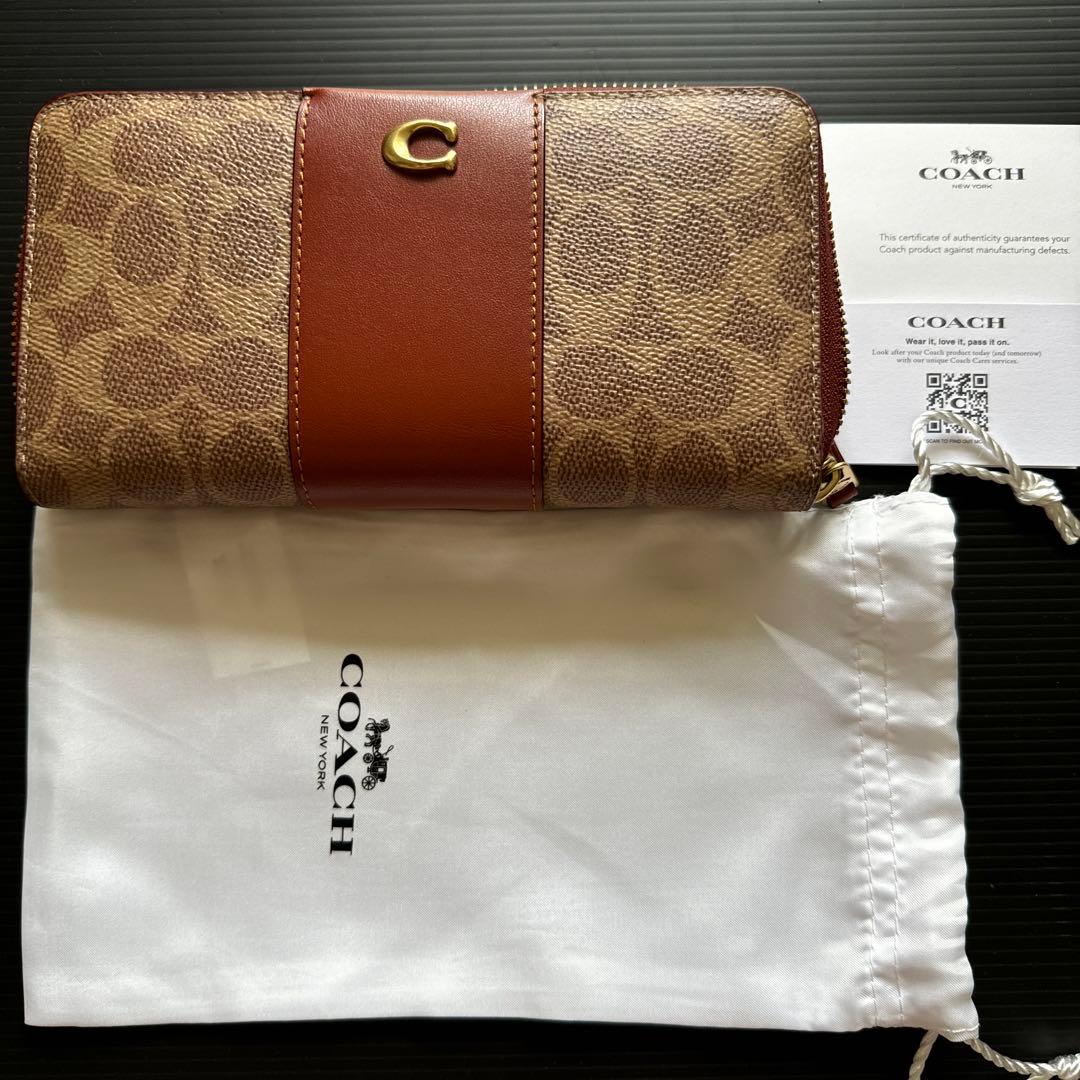 《 新品同様 》 コーチ 長財布 ラウンドファスナー