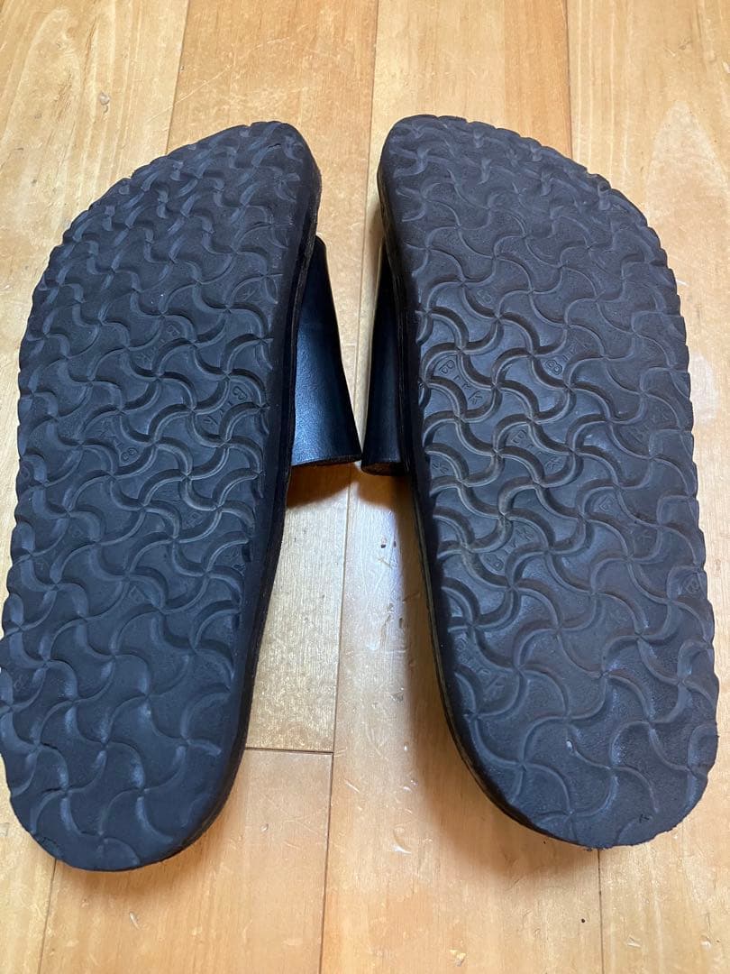 ユッタニューマン　jutta neumann simone サンダル　D9