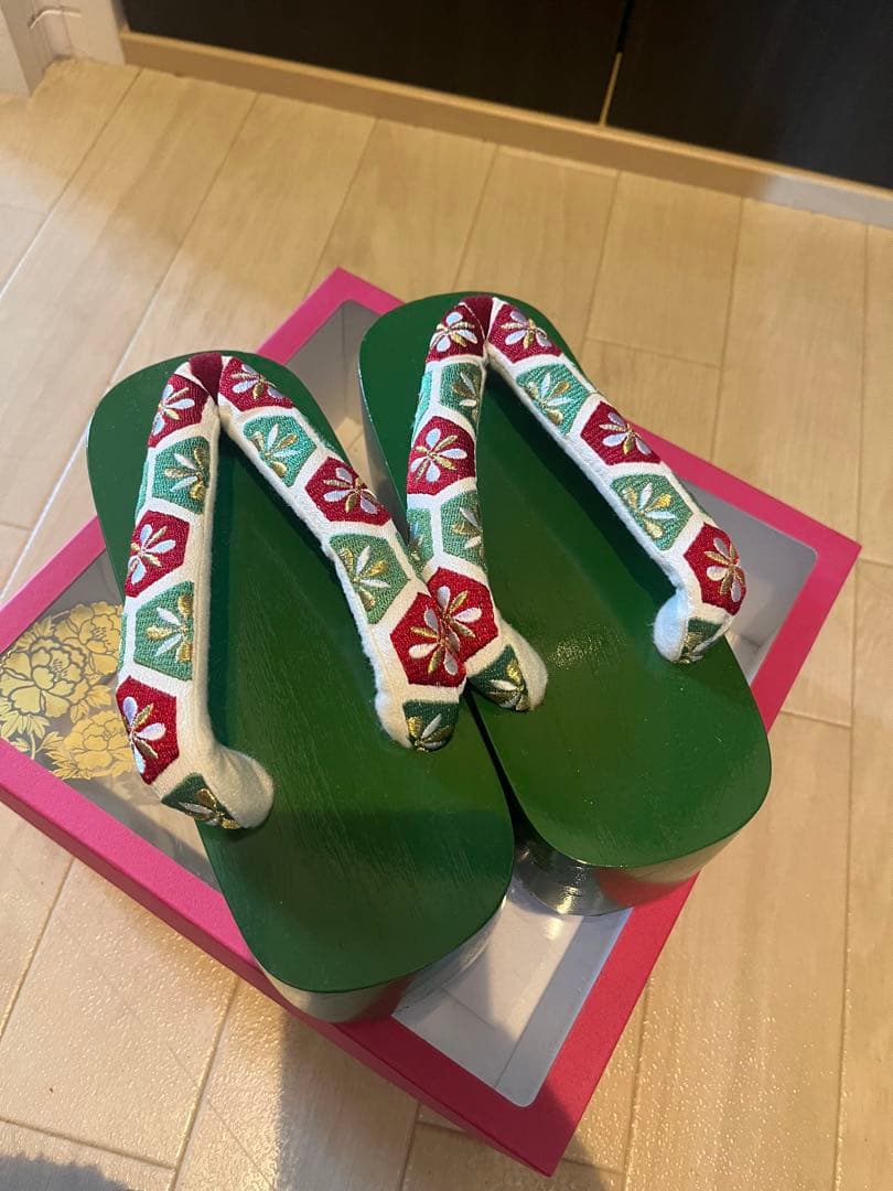 成人式　ポックリとバックの二点