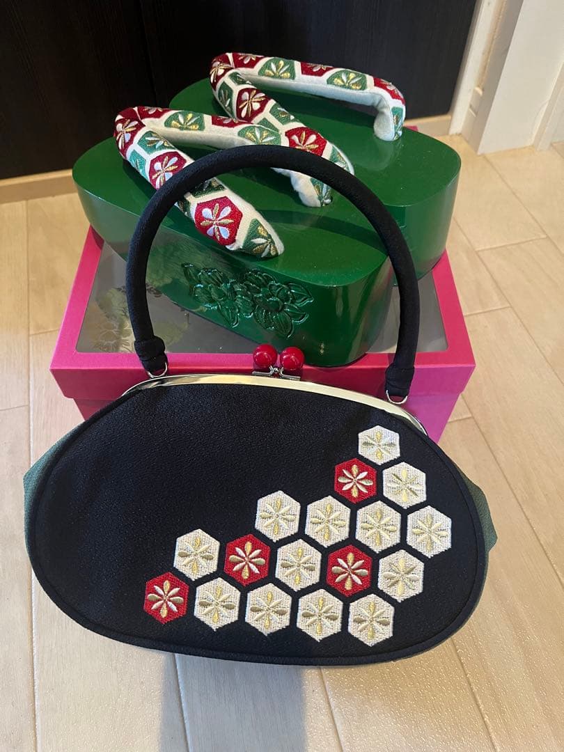 成人式　ポックリとバックの二点