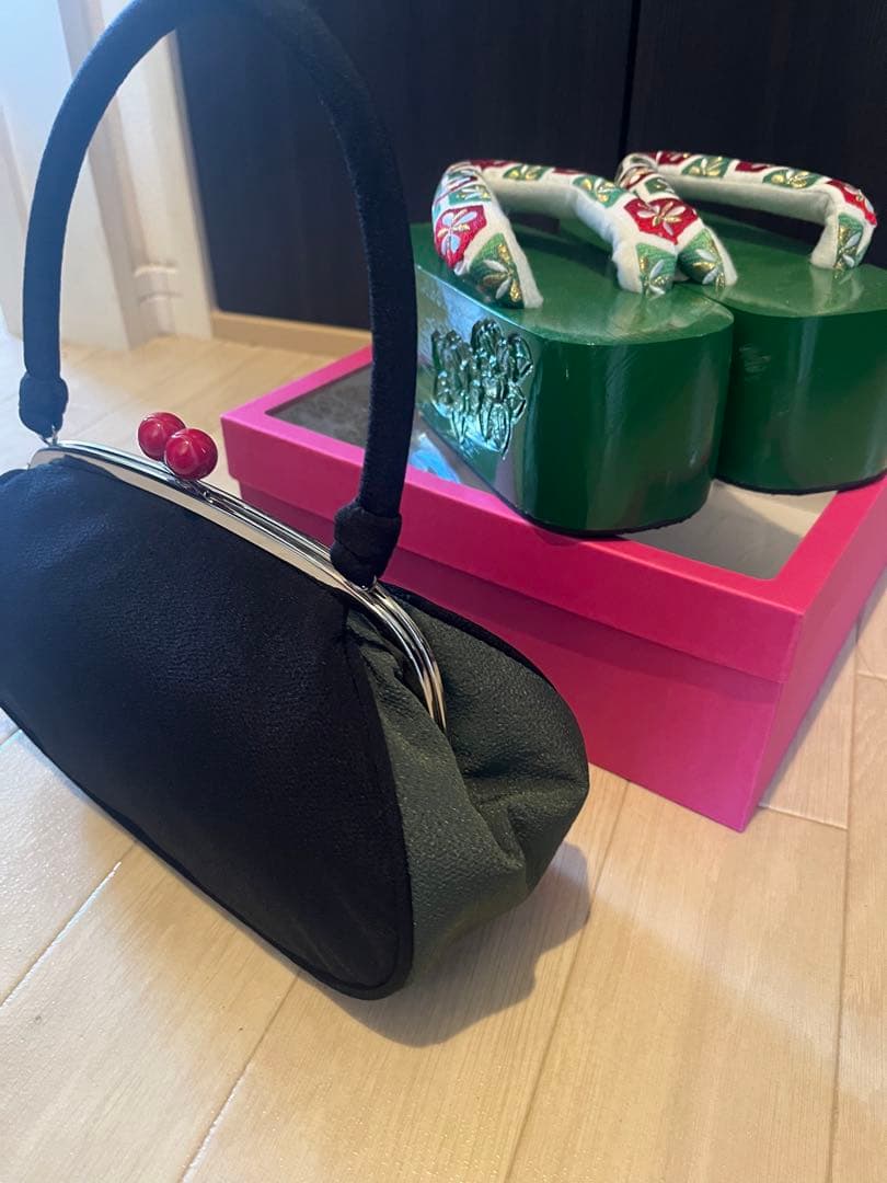 成人式　ポックリとバックの二点