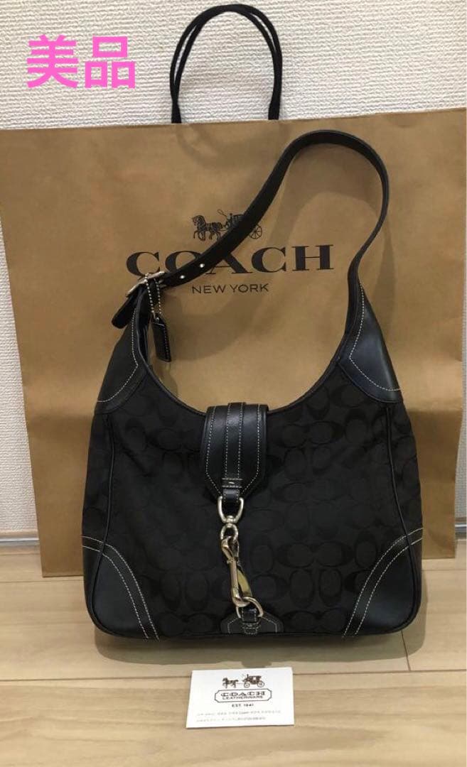 【美品】【COACH】ショルダーバッグ　シグネチャー　ブラック