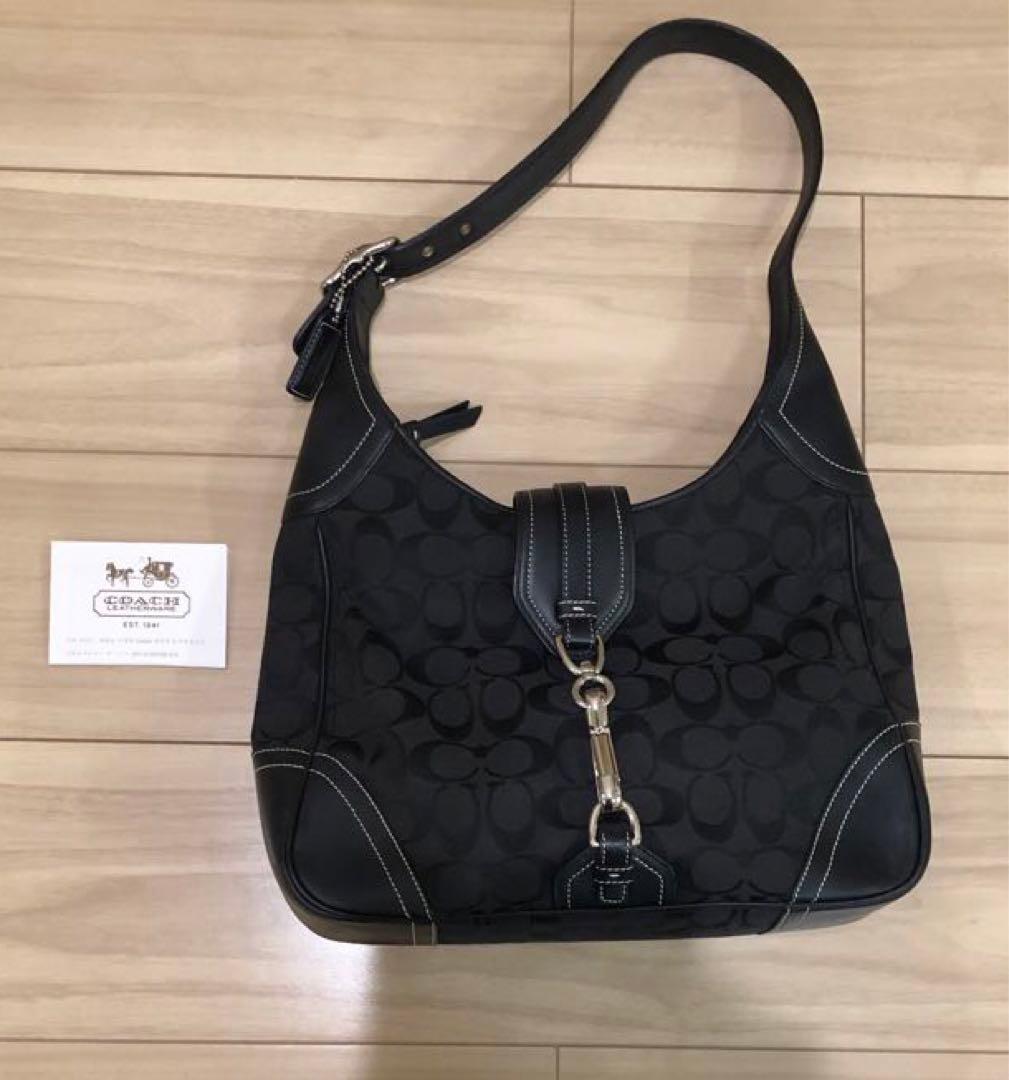 【美品】【COACH】ショルダーバッグ　シグネチャー　ブラック