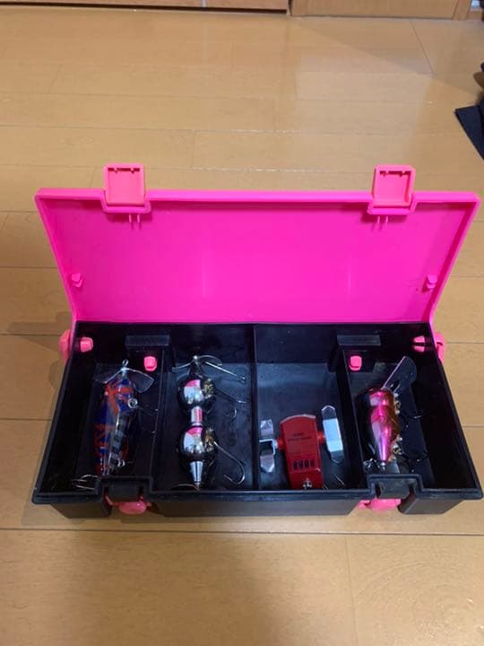 フロッグプロダクツ  ミニトイボックス  BK/PNK  フロッグ　ルアー付き