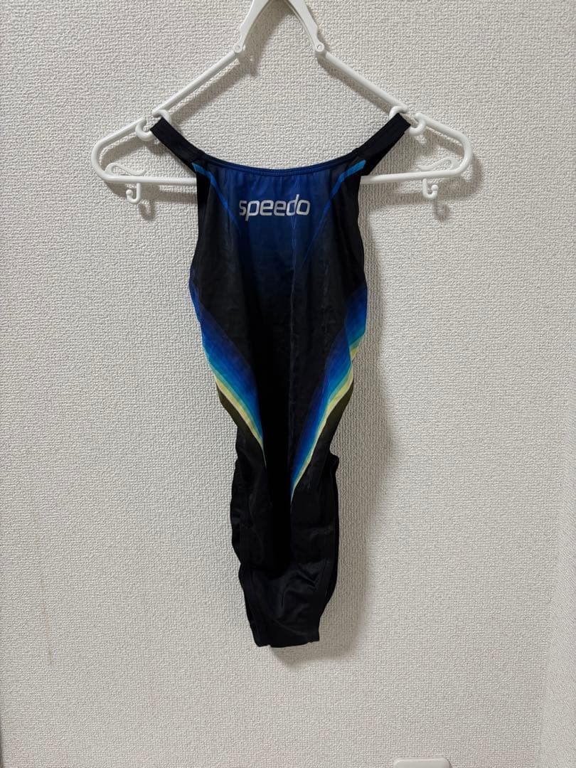 speedo 競泳水着 マーキュライン ウロコ