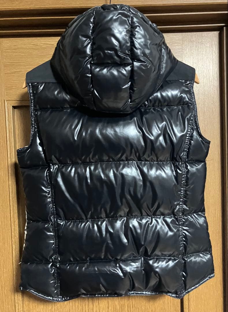 MONCLER チェック柄ダウンベスト　サイズ3