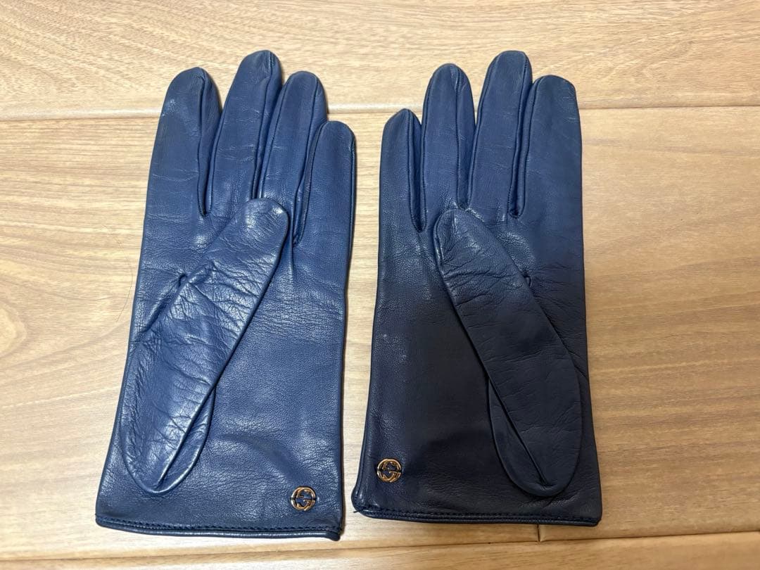 GUCCI ネイビー レザーグローブ　成約済