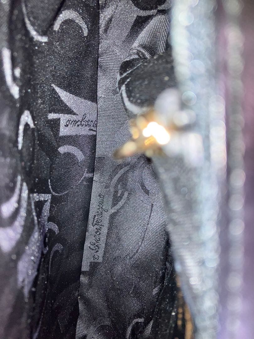 新品未使用　フェラガモ　ショルダーバッグ　AQ-217203