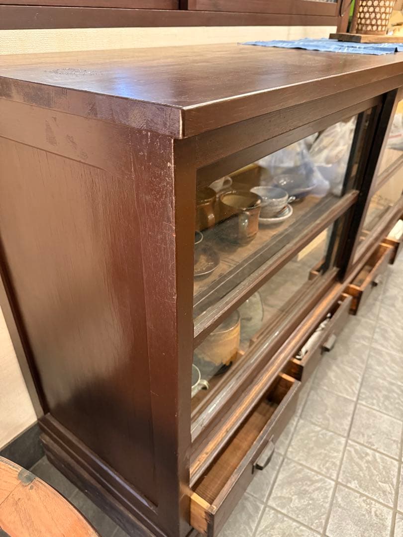 【引取限定】木製ガラス扉付き キャビネット アンティーク 古家具 ビンテージ