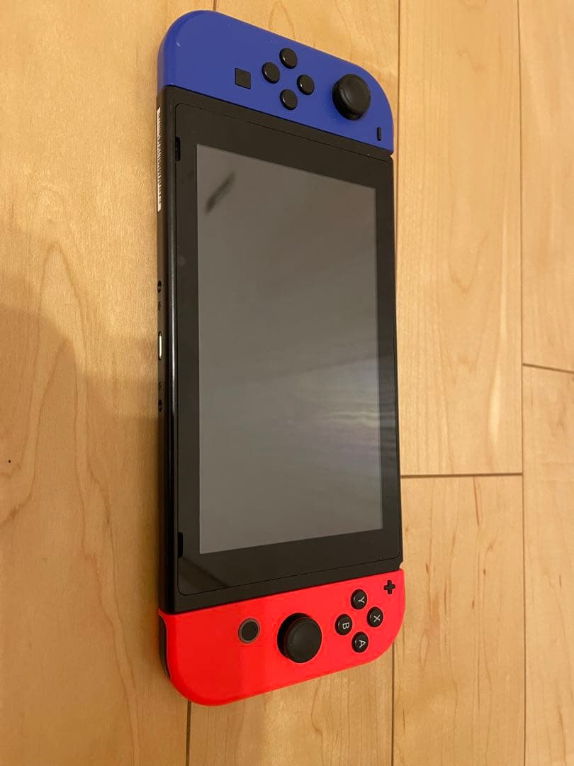 Nintendo Switch 本体 赤・青 Joy-Con
