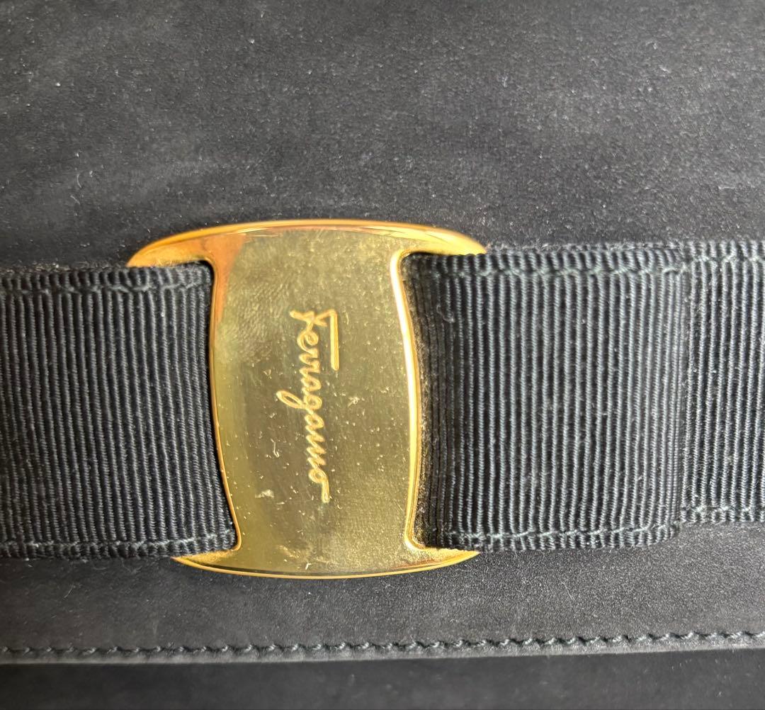 Salvatore Ferragamo ブラック パーティーバッグ