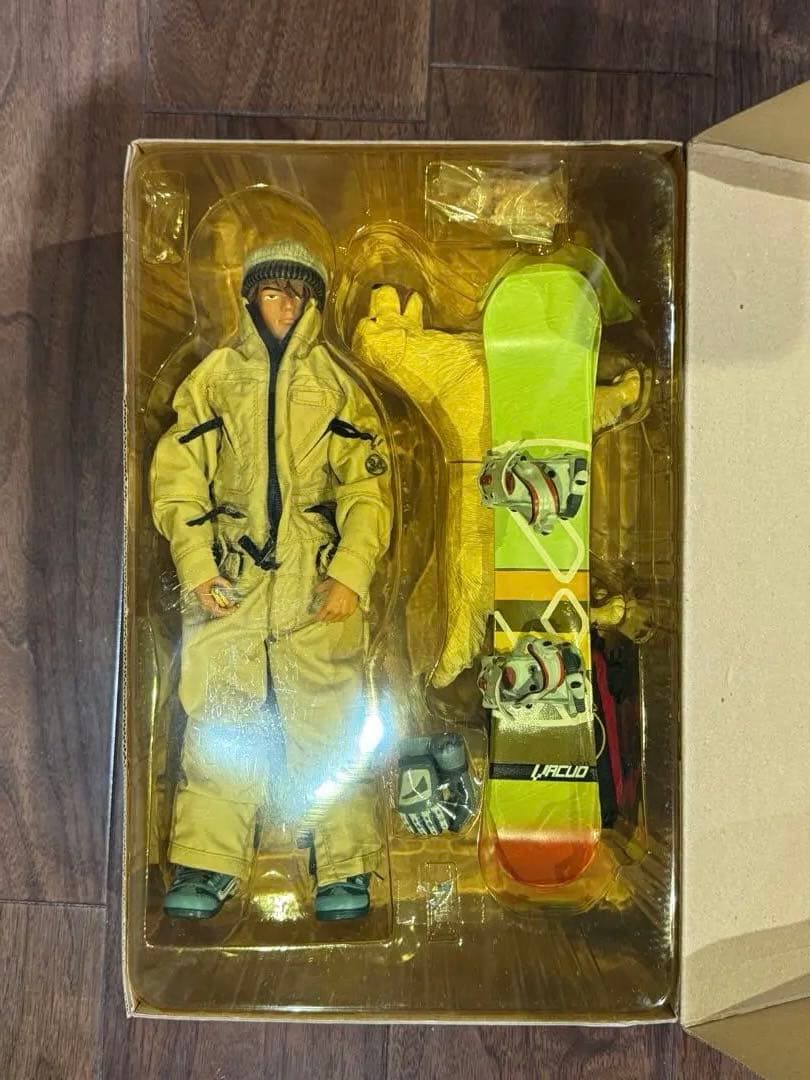 FULLTIMEeBAYER1/6 可動スノーボーダー&ドッグフィギュア