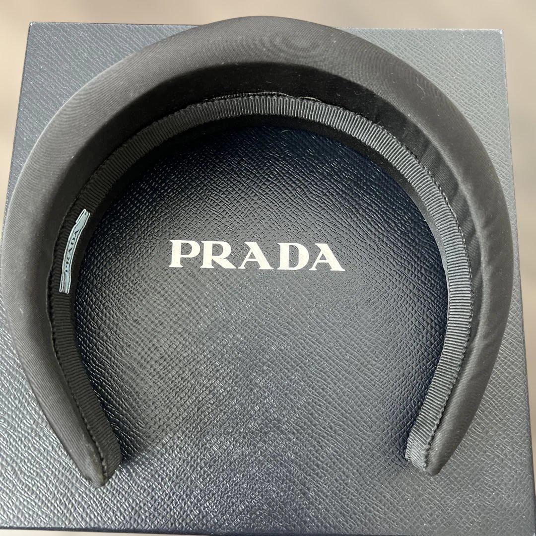 PRADA ブラックサテン ヘアバンド