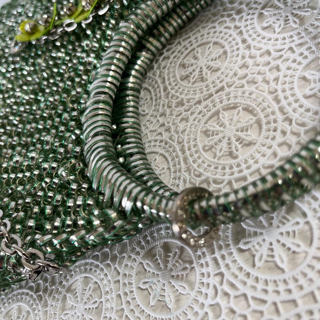 薄グリーンの可愛いアクセ付きアンテプリマの2wayショルダー