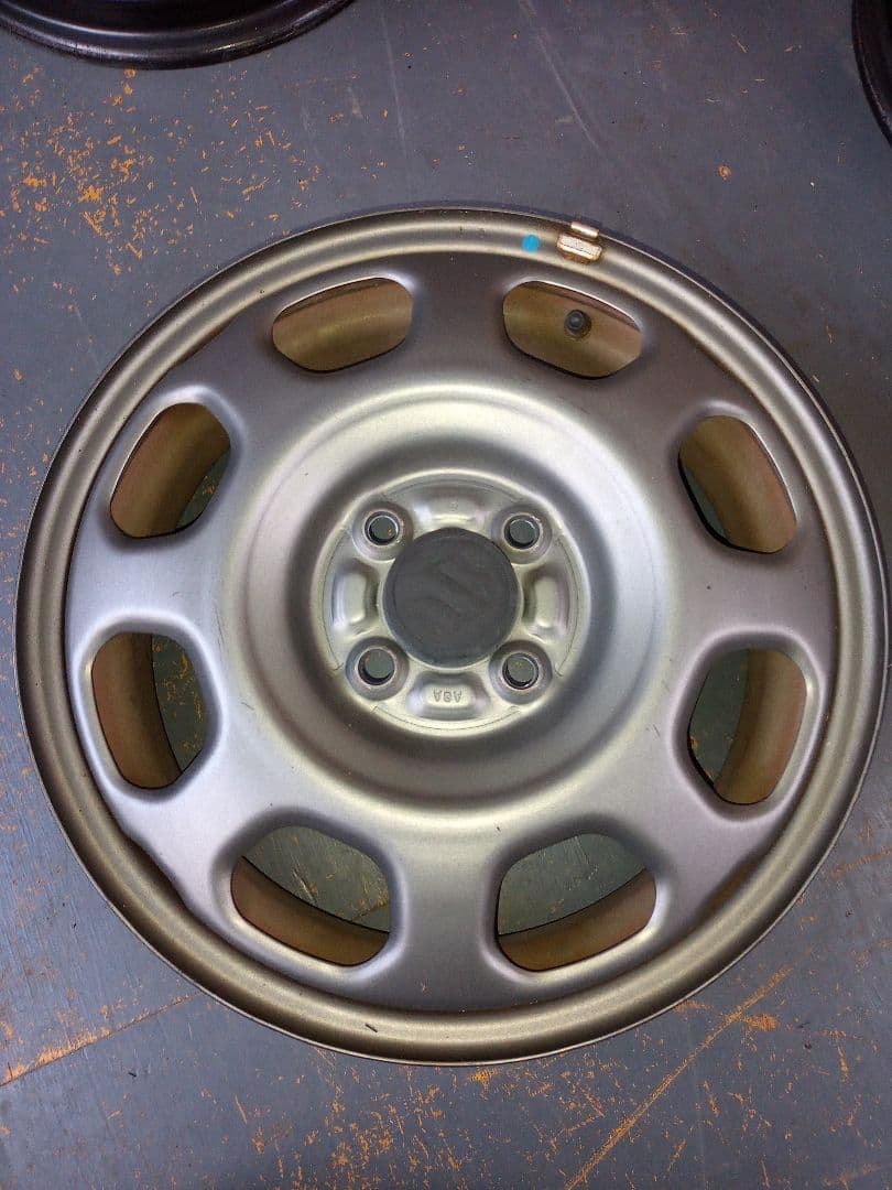 スチールホイール　純正　現行ハスラー　センターキャップ付き4個
