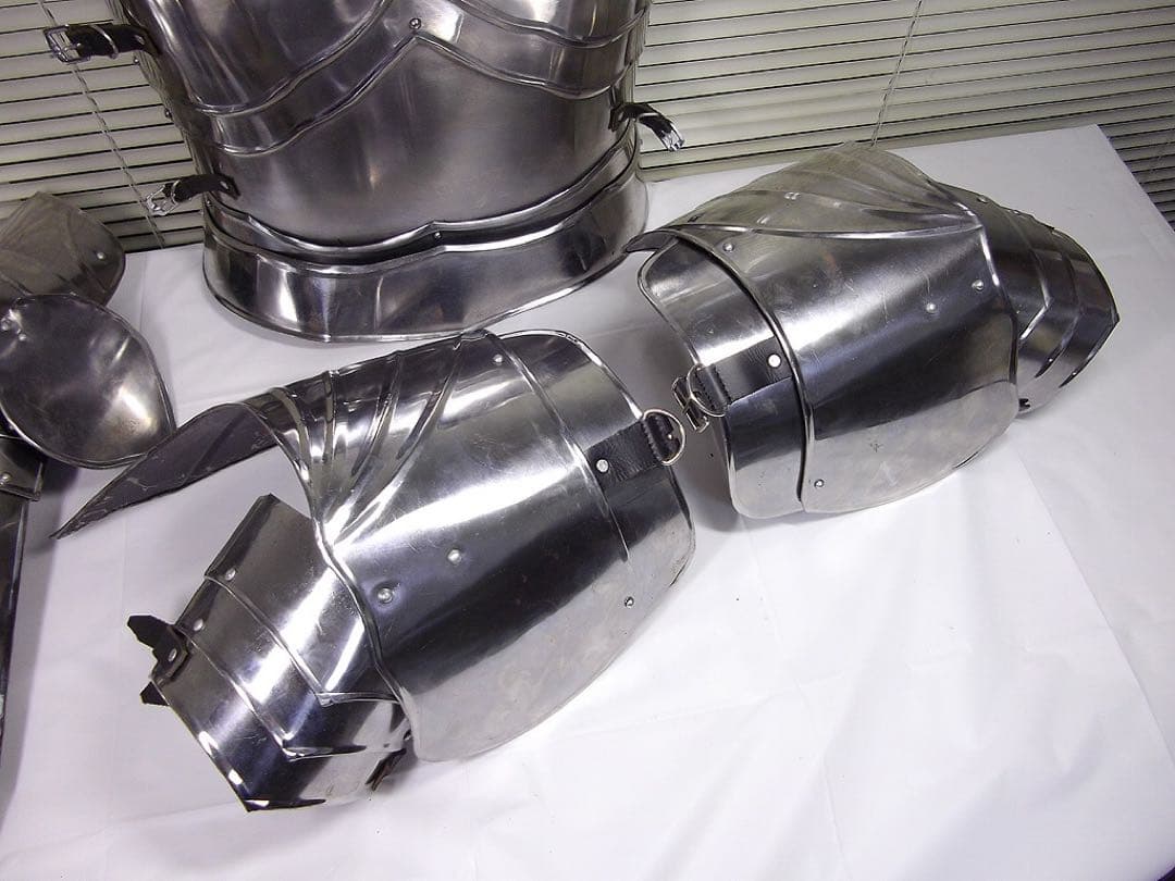 西洋甲冑 鎧 騎士 等身大 アーマープレート 防具