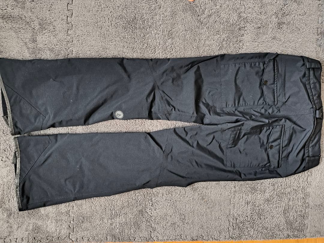 ボルコムGORE-TEXパンツ　スリムフィットSサイズ　黒　レディース　美品