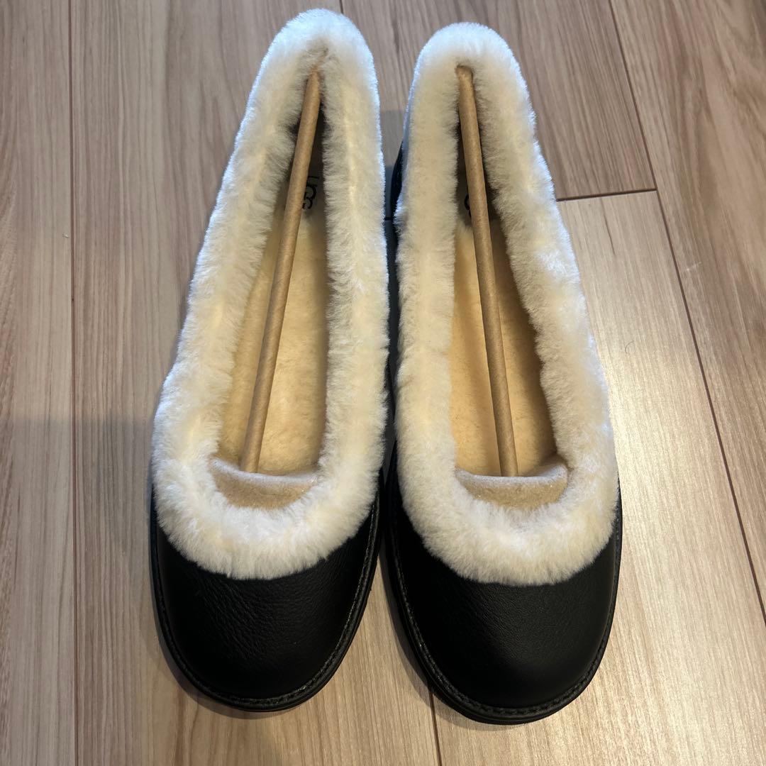 靴 UGG Zora Leather Ballet Flat 25cm