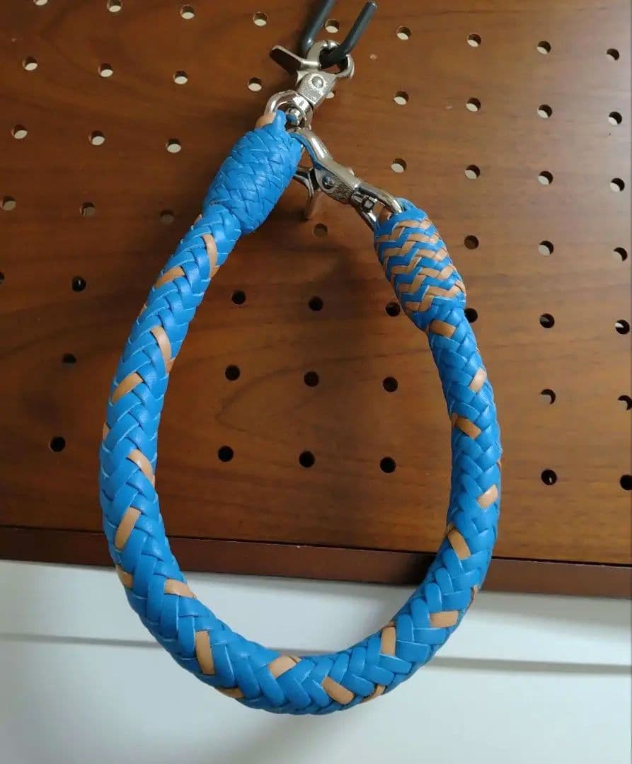 ★Muny様★ウォレットロープ極太☆ヌメ革ブルー×ナチュラル☆12本編み