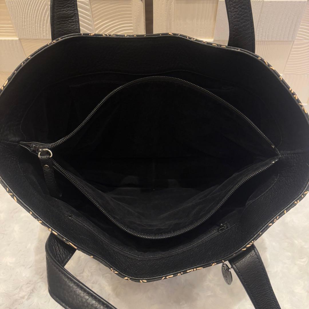 印伝　手提げ　ハンドバッグ　黒地　白漆　とんぼ　印傳屋 JRA公認　鹿革