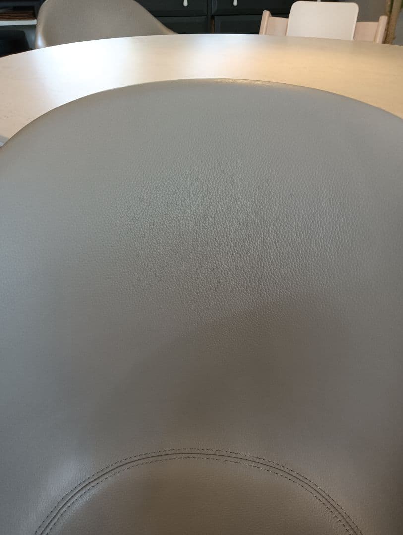 専用【展示品:美品】ボーコンセプト アデレードチェア 本革グレー