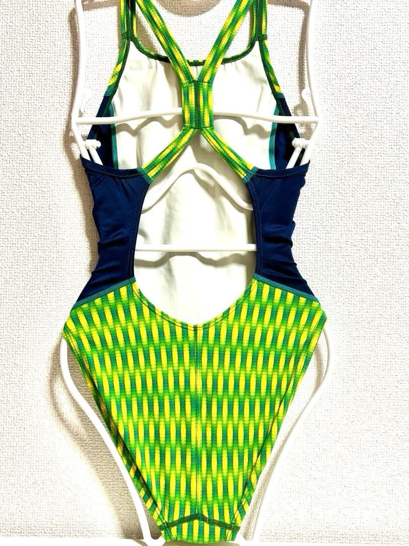 美品MIZUNO 初期マイティライン M うろこ模様 競泳水着 光沢 ハイカット