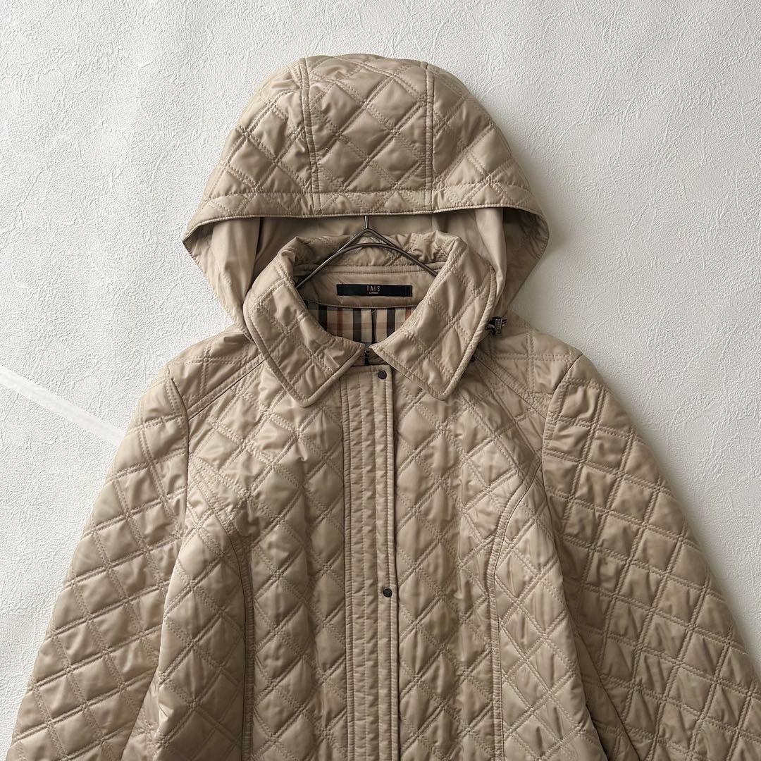 2925Z 美品 ダックス キルティングロングコート フード 2way ベージュ