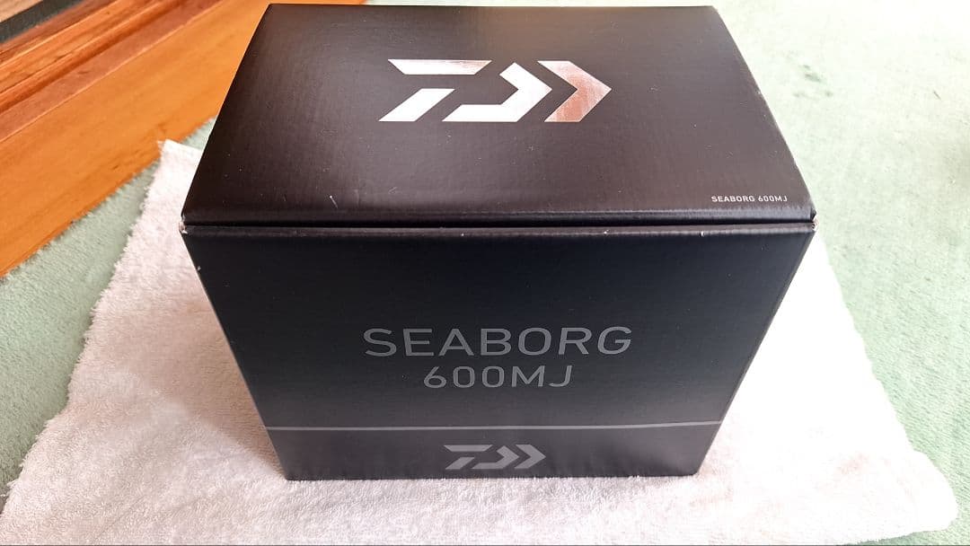 DAIWA SEABORG 600MJ 電動リール
