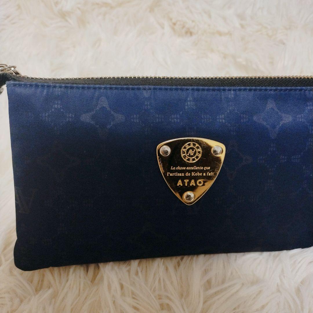 アタオ ブーブー モノグラム ナイロン 三角ロゴ ウォレット ネイビー