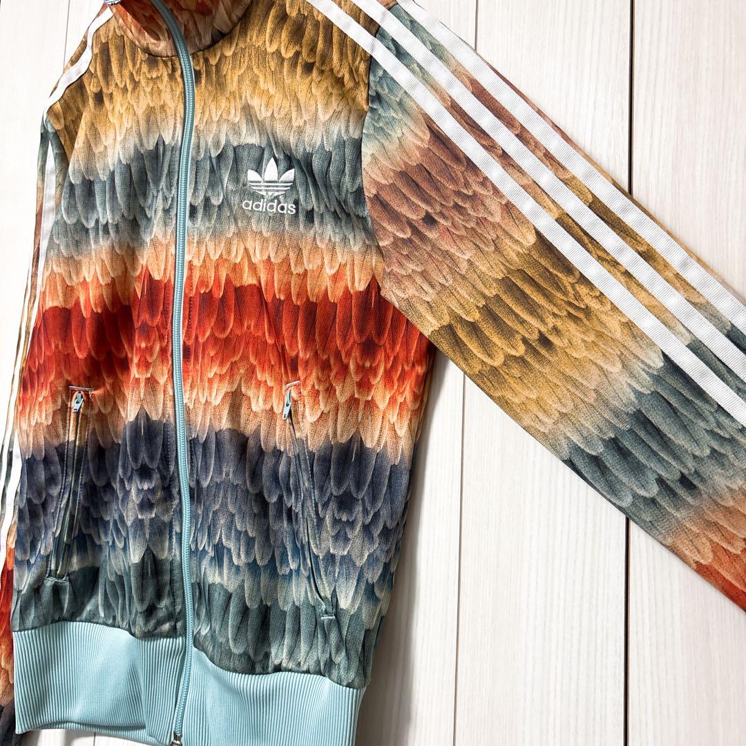 レア アディダス adidas トラックジャケット バックロゴ 刺繍ロゴ 羽根
