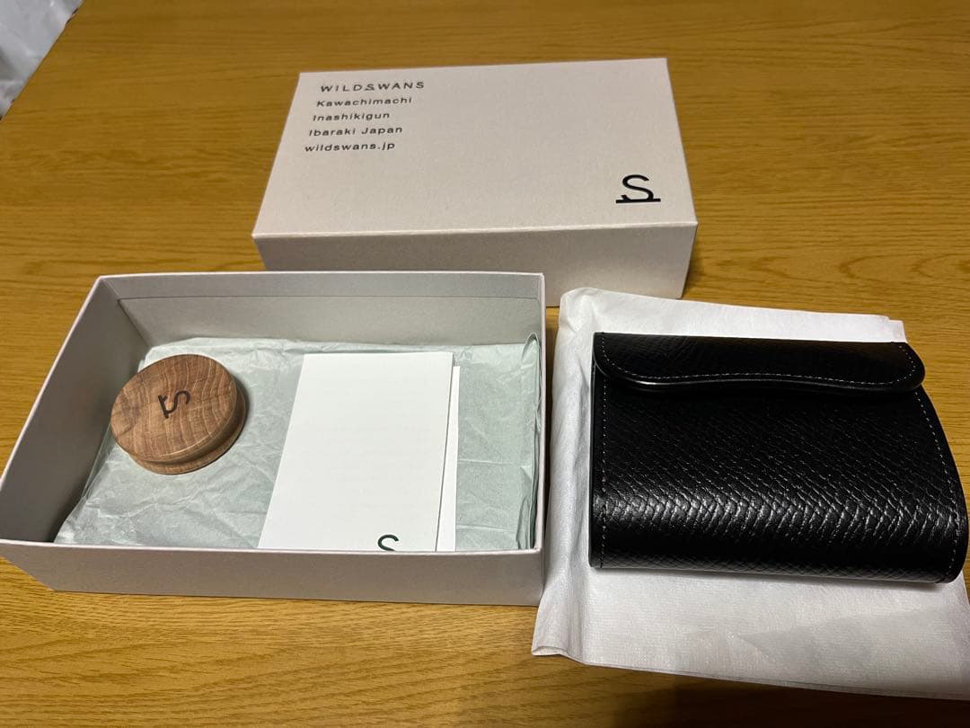 ワイルドスワンズ イーノ　型押しサドルプルアップ