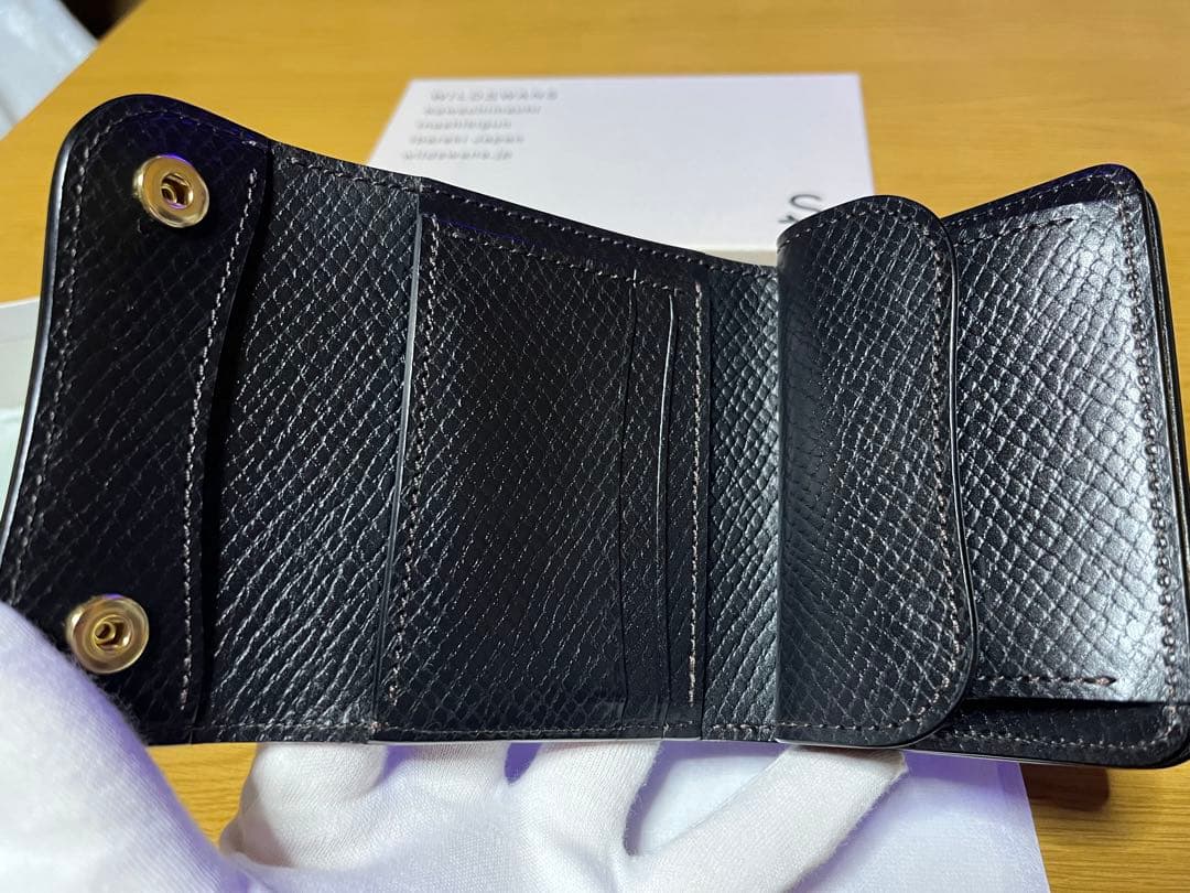 ワイルドスワンズ イーノ　型押しサドルプルアップ