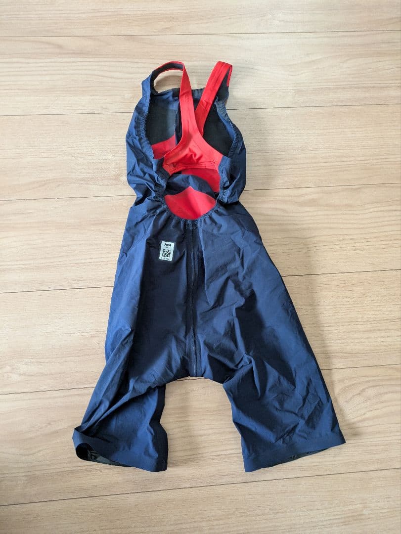 ルネサンス　arenaアクアフォース　SSサイズ