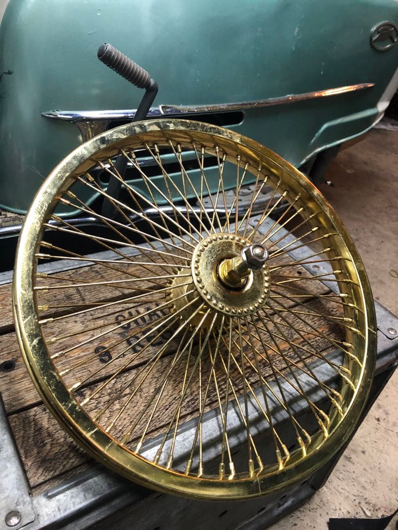 Lowrider ローチャリ 　SCHWINN ホイール　16インチ　フロント