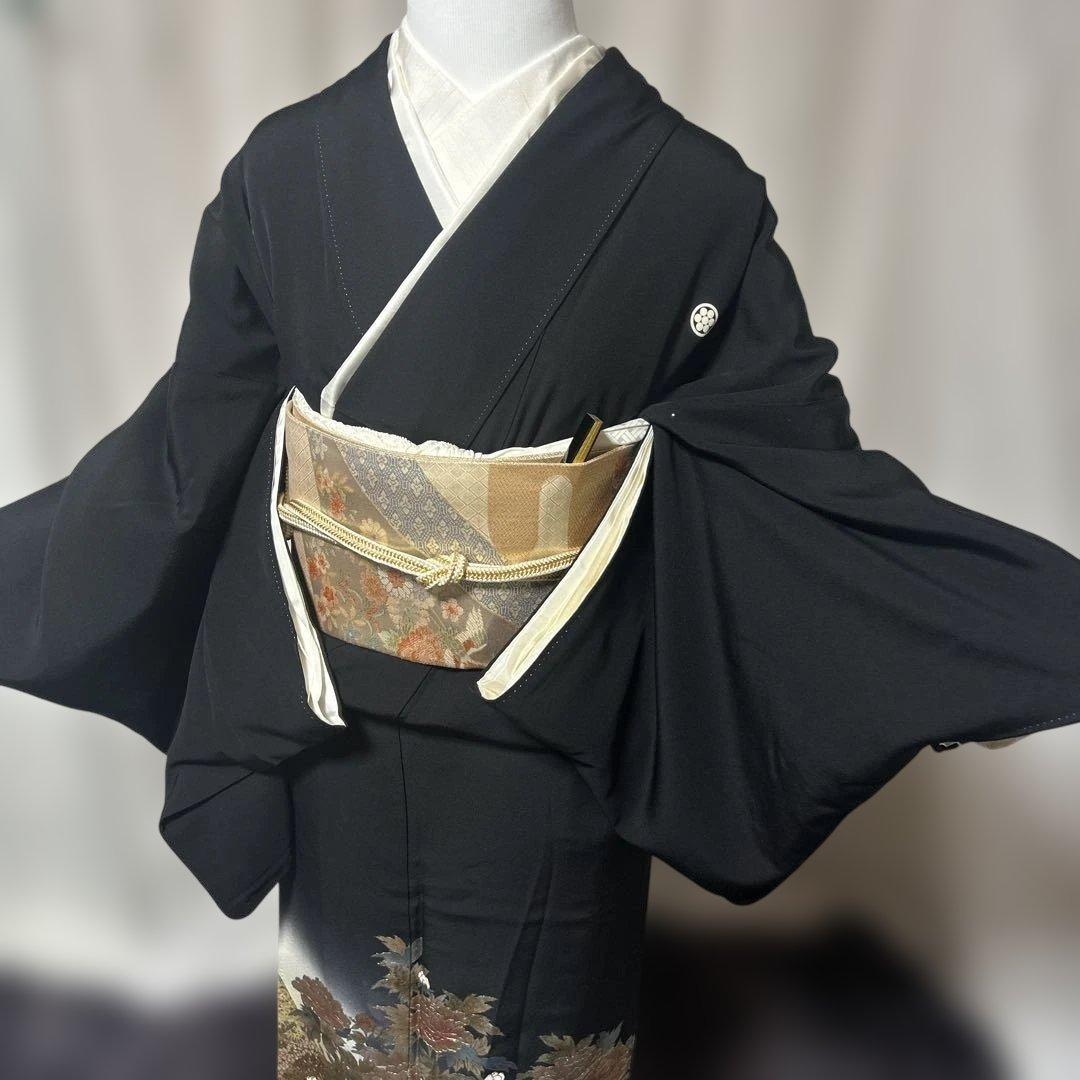 う*こ様 未使用近い　美品　袷　正絹　作家　金箔　黒留袖　フルセット　西陣唐織最