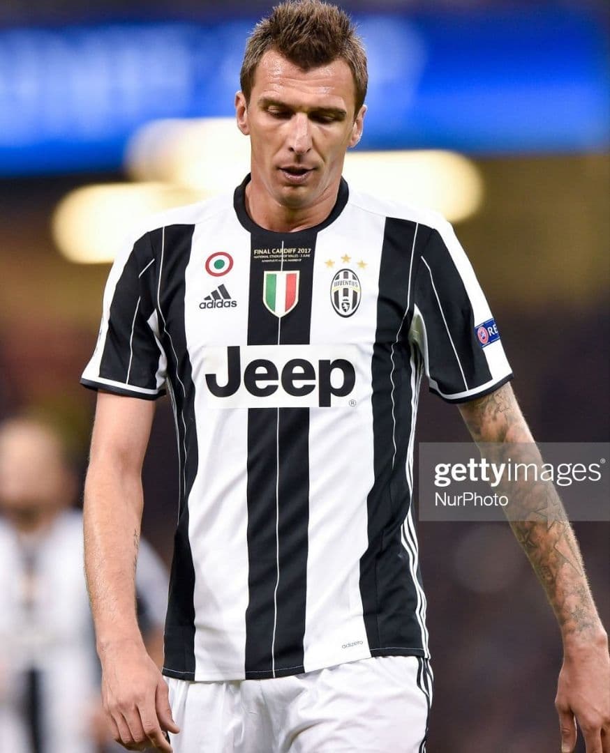 【匿名配送】【入手困難】16 17　ユーベ　 ユニホーム　adidas　白　黒