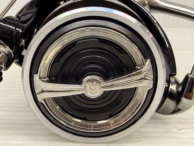 DAIWA ダイワ 23 LEXA レグザ LT3000-XH リール